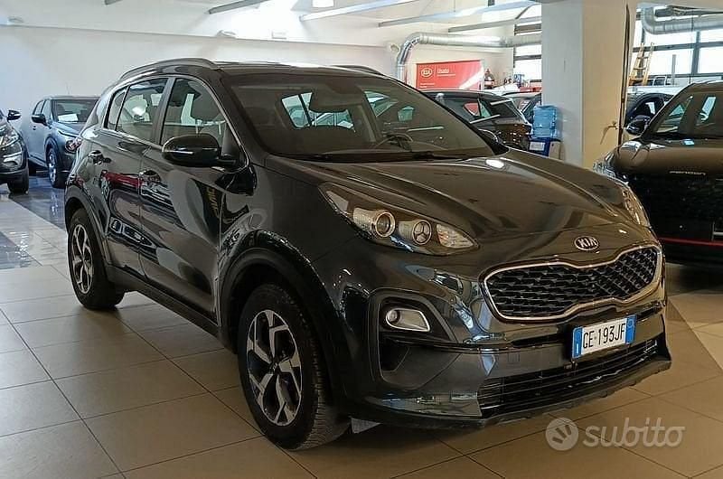Usata Kia Sportage Urban 116 CV (85 kW) 2021 Grigio SUV