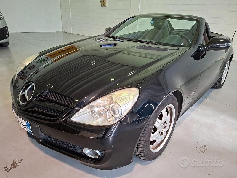 Nero Usata 2008 Mercedes SLK200 Cabrio | 11.500 € (Ottimo prezzo) - Immagine 1/4