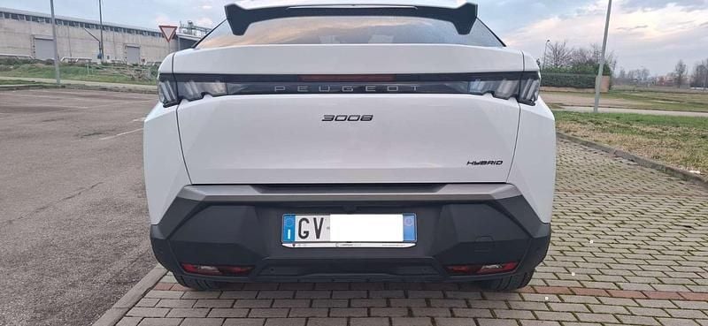 Usata Peugeot 3008 Allure 136 CV (100 kW) 2024 Bianco SUV