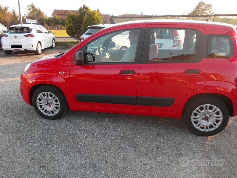 Usata Fiat Panda 2019 Rosso Utilitaria