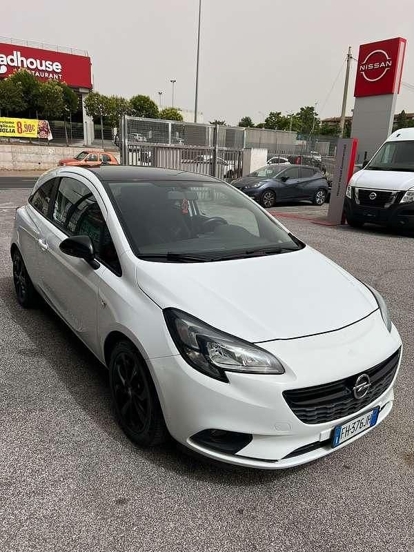 Usata Opel Corsa 90 CV (66 kW) 2017 Bianco Utilitaria