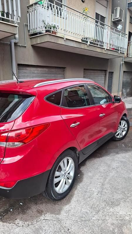 Usata Hyundai ix35 Style 116 CV (85 kW) 2012 Rosso SUV