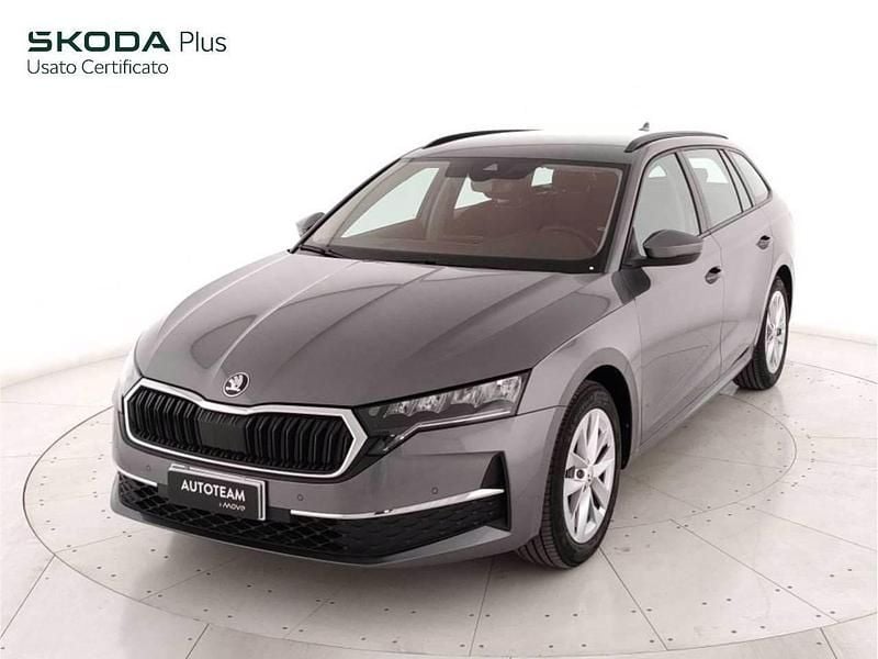 Usata Skoda Octavia Executive 150 CV (110 kW) 2024 Grigio Station wagon