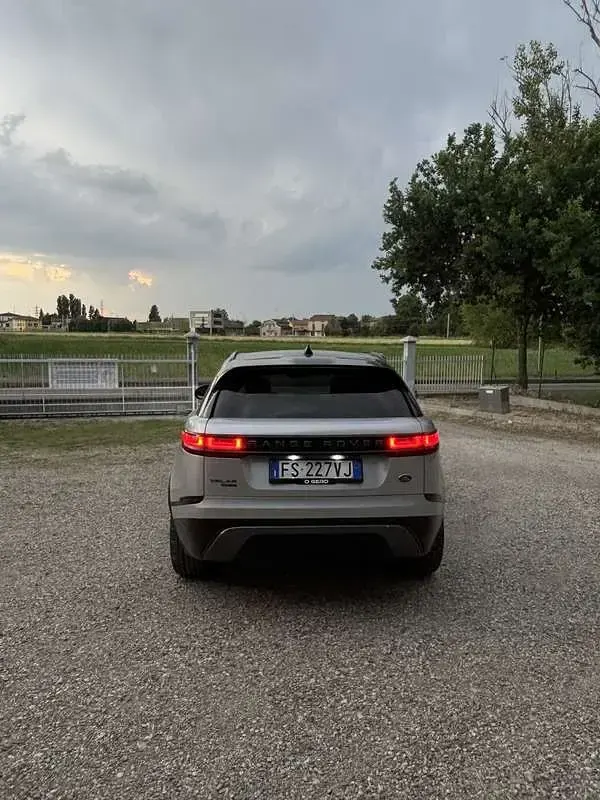 Usata Land Rover Range Rover Velar R-Dynamic 241 CV (177 kW) 2018 SUV