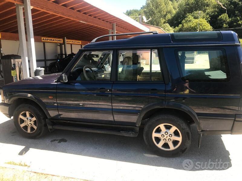 Usato 2002 Land Rover Discovery 2.5 Diesel 138 CV (6.000 €)