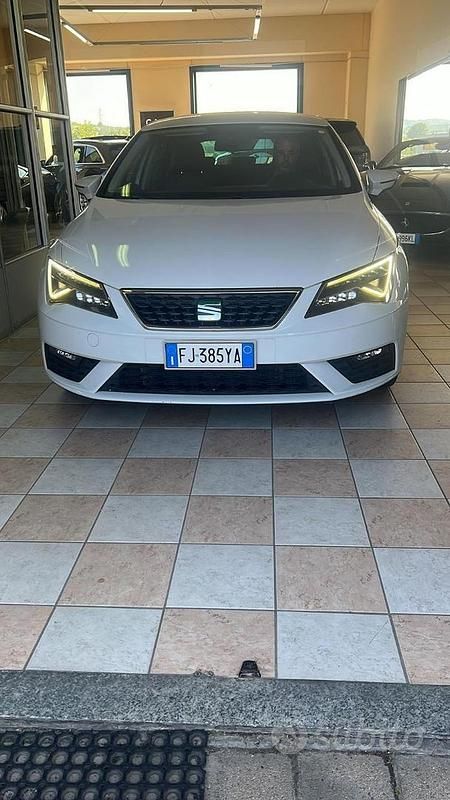 Usata Seat Leon 110 CV (80 kW) 2016 Bianco Berlina
