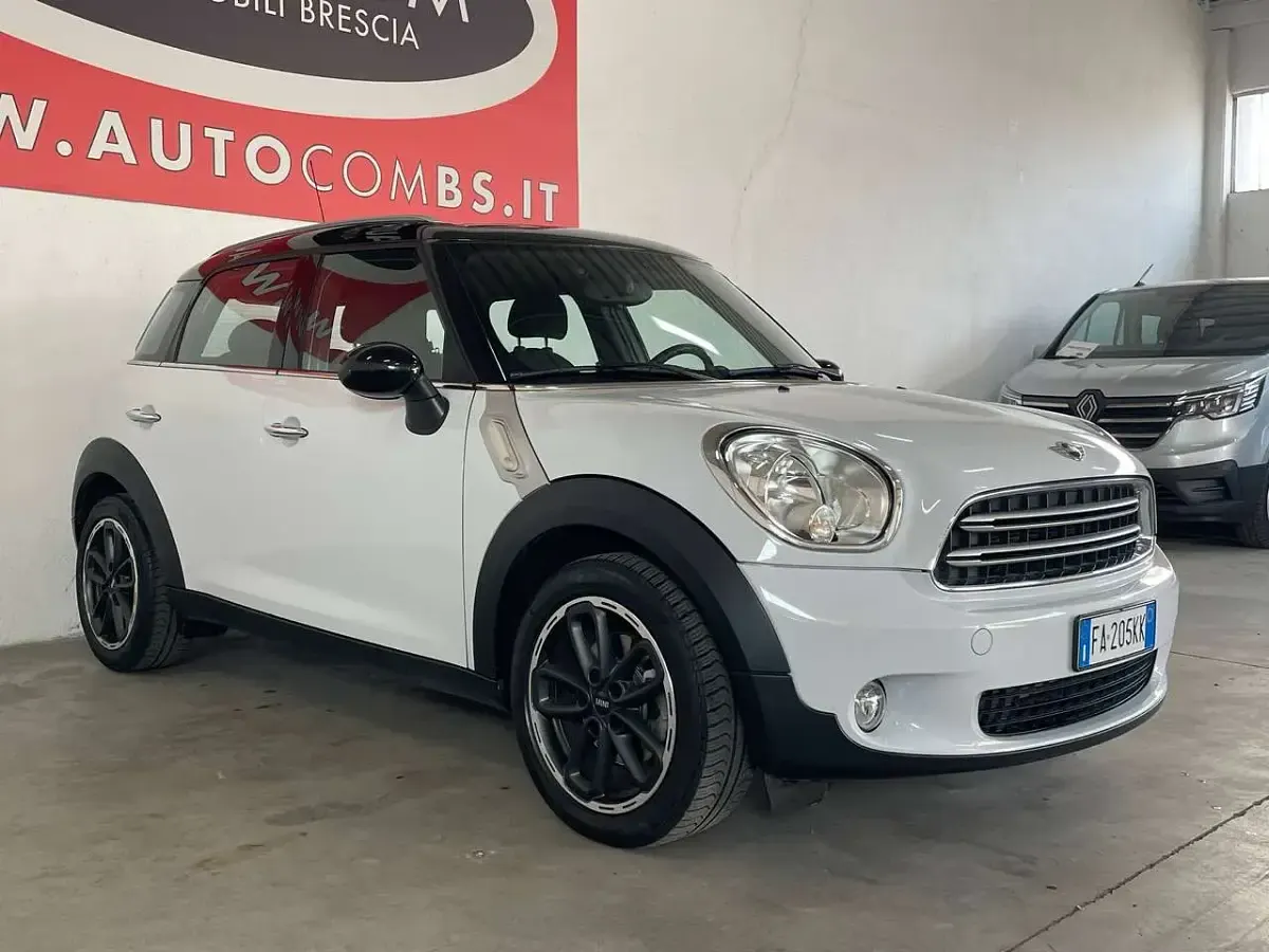 Usata Mini Cooper D Countryman 111 CV (81 kW) 2015 Bianco SUV