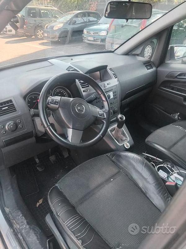 Brugt Opel Zafira 2006 Grå MPV