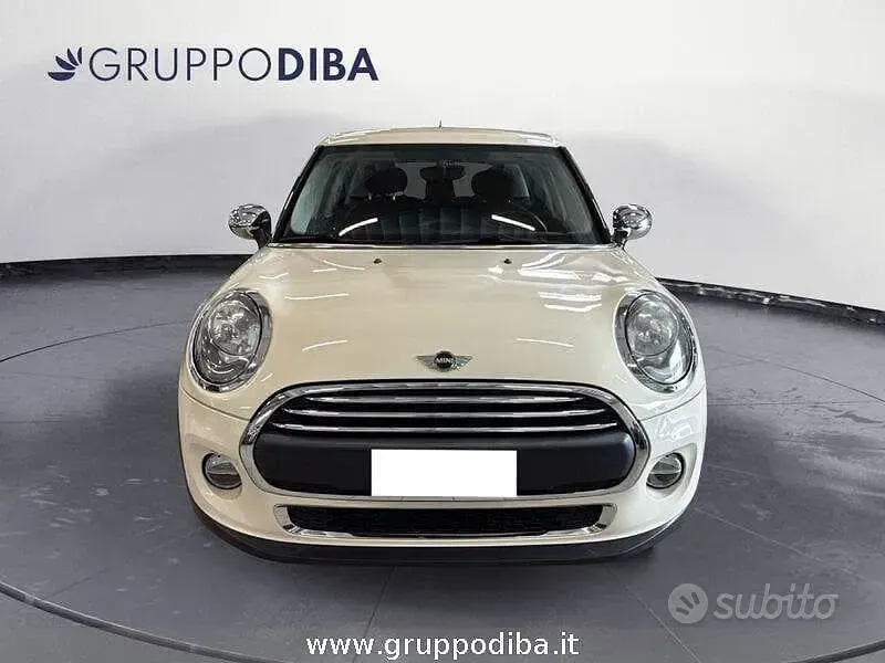 Usata Mini One D Business 95 CV (69 kW) 2015 Bianco Utilitaria