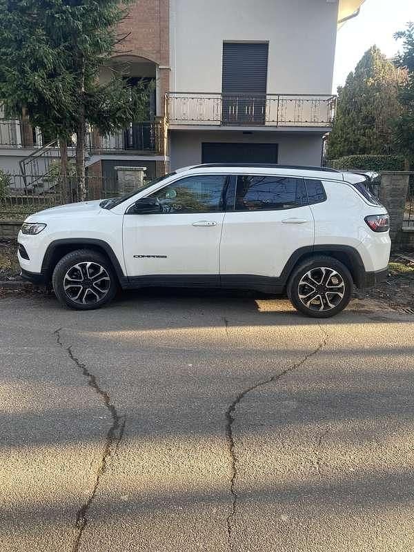 Bianco Usata 2022 Jeep Compass SUV | 20.000 € (Ottimo prezzo) - Immagine 1/4