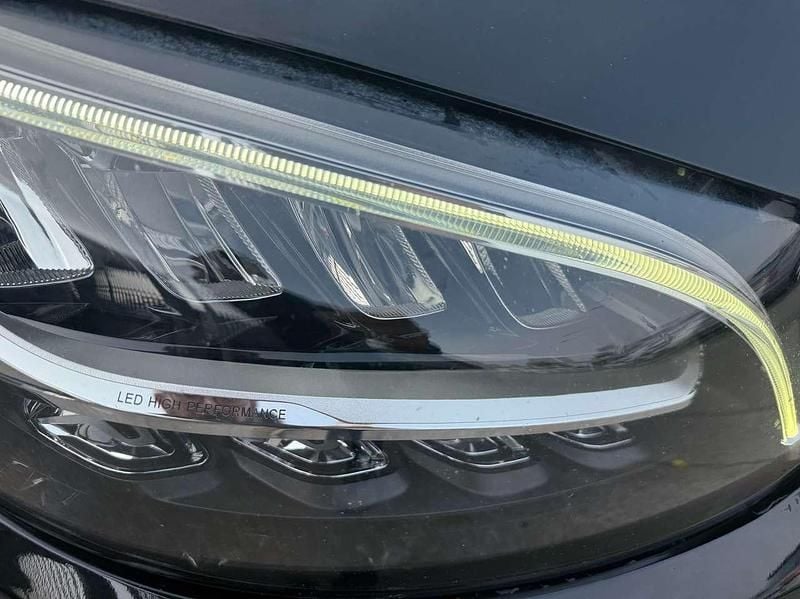 Usata Mercedes C220 194 CV (142 kW) 2019 Nero Station wagon