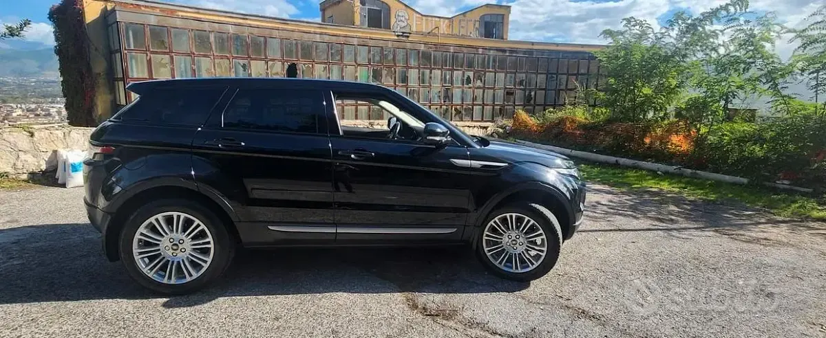 Usata Land Rover Range Rover evoque 240 CV (176 kW) 2012 Nero SUV