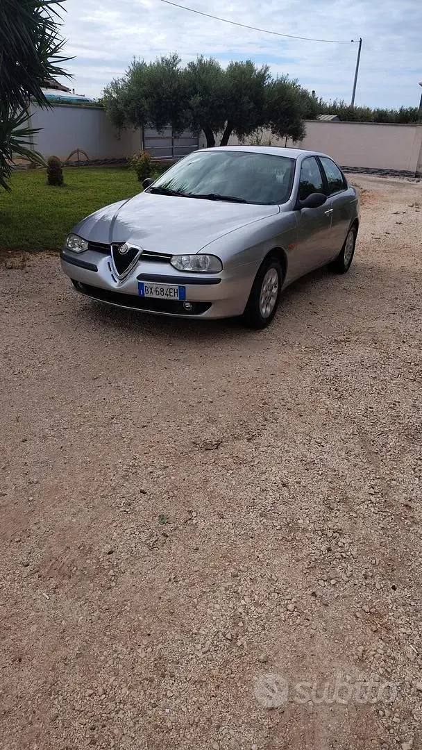 Usata Alfa Romeo 156 140 CV (102 kW) 2001 Grigio Berlina