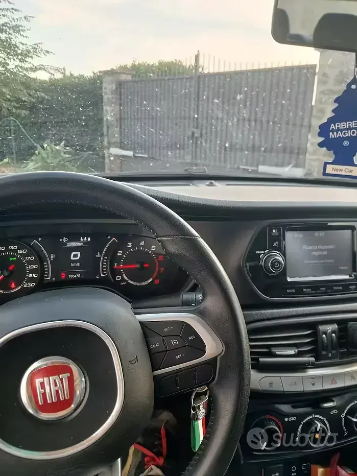 Usata Fiat Tipo 95 CV (69 kW) 2017 Bianco Berlina