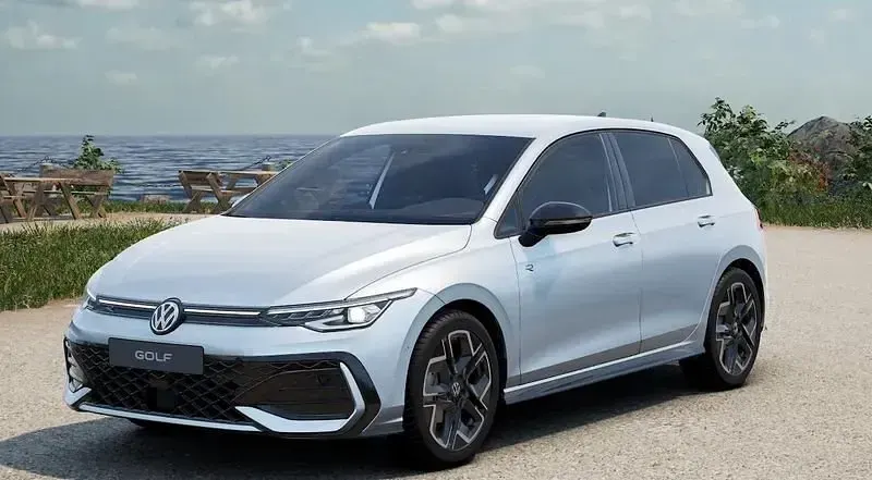 Usata VW Golf VIII R-line 150 CV (110 kW) 2026 Utilitaria