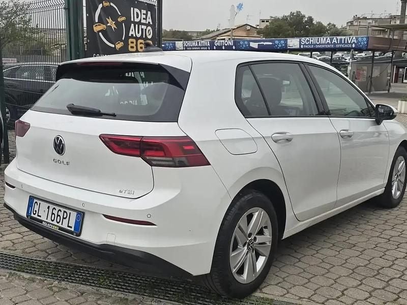 Usata VW Golf VIII Life 110 CV (80 kW) 2022 Bianco Berlina