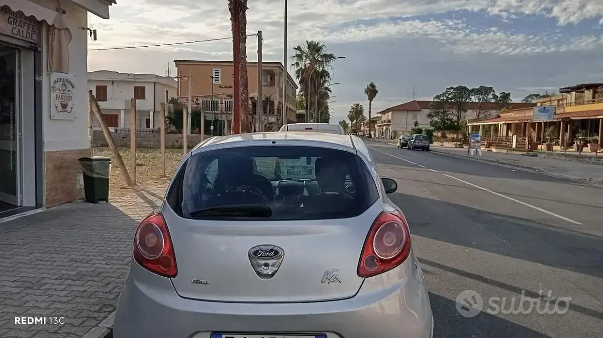 Usata Ford Ka 69 CV (50 kW) 2011 Grigio Utilitaria