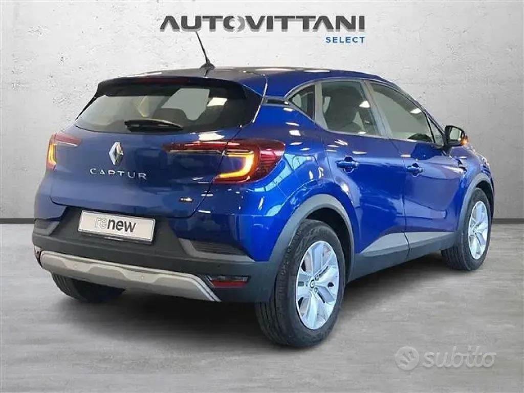Usata Renault Captur Equilibre 94 CV (69 kW) 2023 Blu SUV