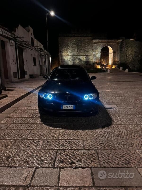Usata BMW 120 177 CV (130 kW) 2010 Nero Utilitaria