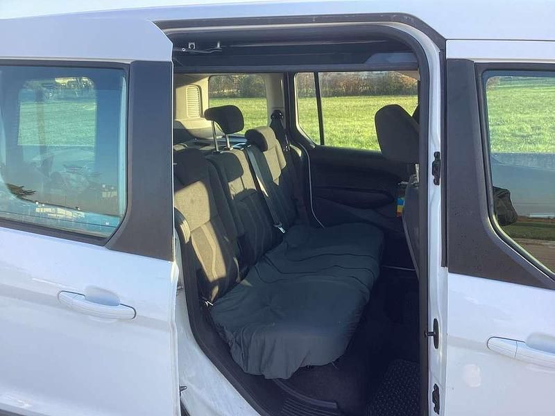 Usata Ford Tourneo 116 CV (85 kW) 2016 Bianco Furgone