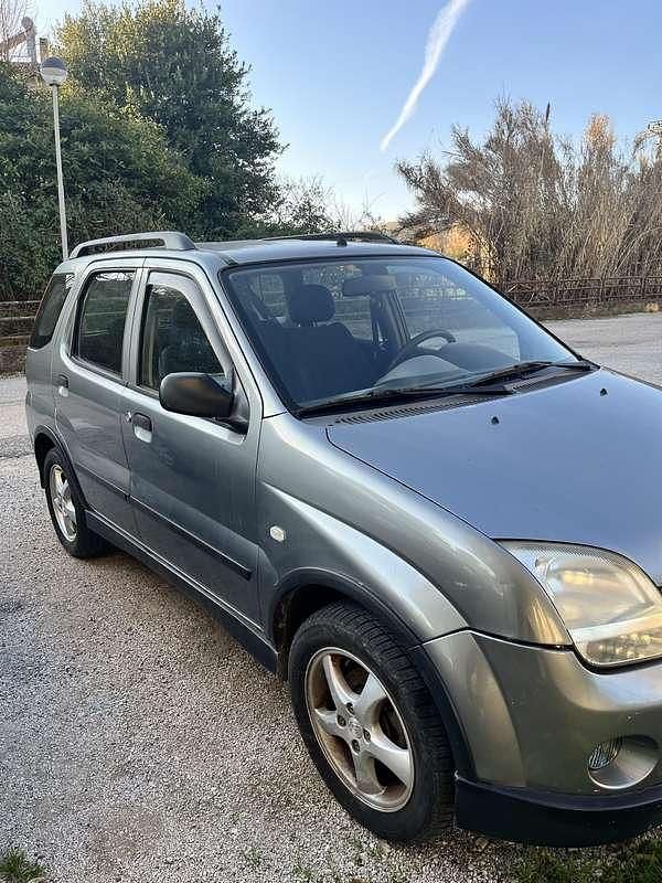 Usata Suzuki Ignis 69 CV (50 kW) 2006 Monovolume