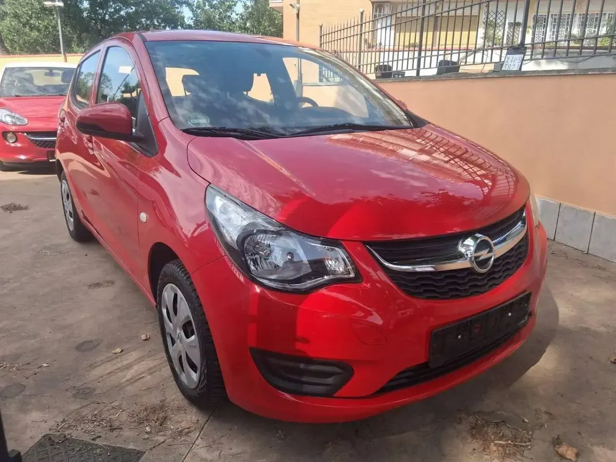 Usata Opel Karl Cosmo 75 CV (55 kW) 2016 Rosso Utilitaria