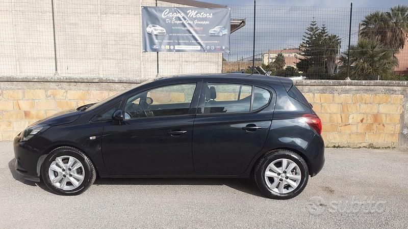 Usata Opel Corsa 75 CV (55 kW) 2016 Nero Berlina