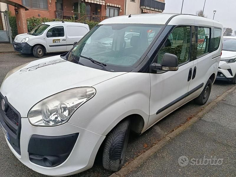 Usata Fiat Doblò Active 90 CV (66 kW) 2013 Bianco Monovolume
