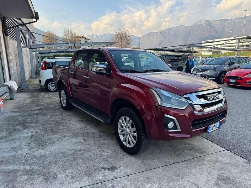 Usata Isuzu D-Max 163 CV (119 kW) 2020 Rosso SUV