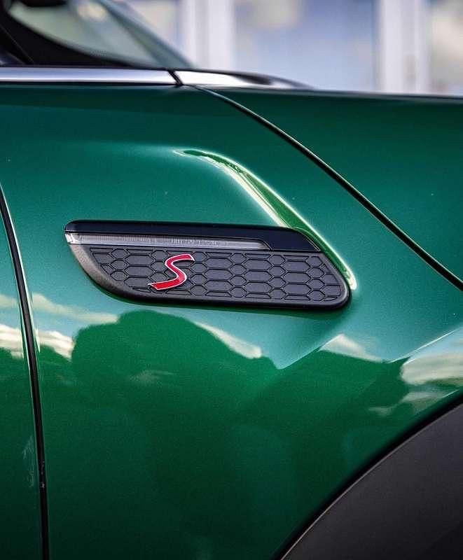 Usata Mini Cooper S 178 CV (130 kW) 2022 Verde Utilitaria