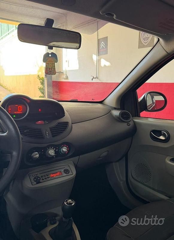Usata Renault Twingo 75 CV (55 kW) 2007 Nero Utilitaria