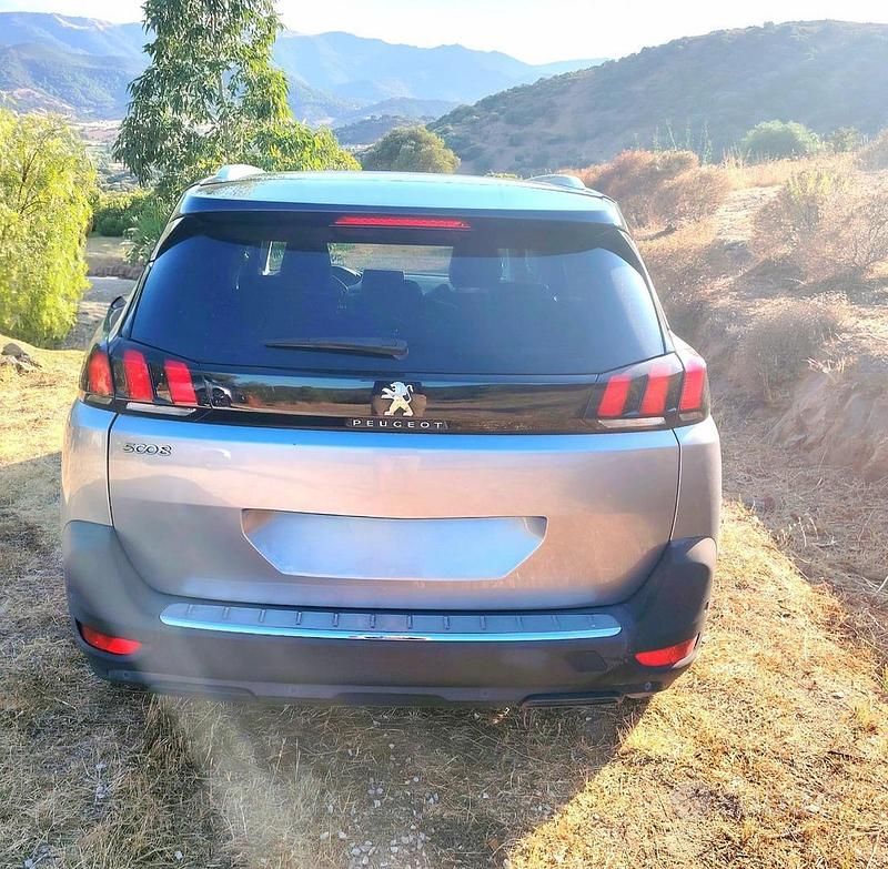 Usata Peugeot 5008 150 CV (110 kW) 2017 Grigio Monovolume