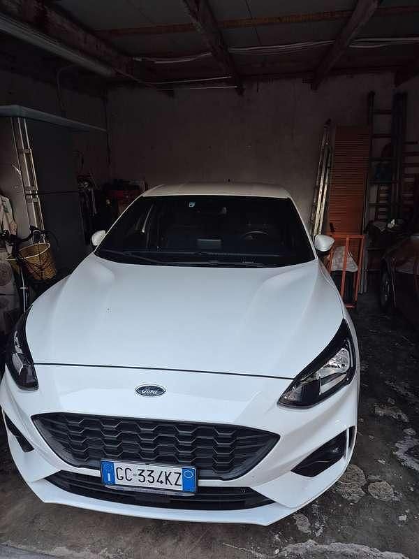Usata Ford Focus ST-Line 125 CV (91 kW) 2020 Bianco Berlina