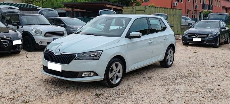 Usata 2019 Skoda Fabia Monte Carlo Tre volumi | 8990 € (Ottimo prezzo) - Immagine 1/4