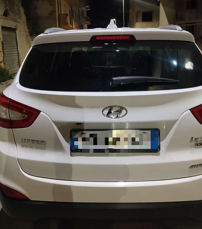 Usata Hyundai ix35 Xpossible 136 CV (100 kW) 2014 Bianco SUV