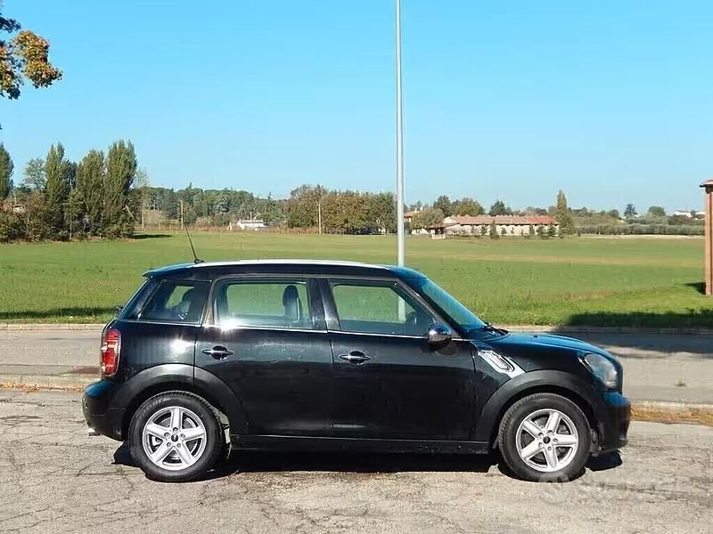 Usata Mini One D Countryman 90 CV (66 kW) 2011 Nero SUV