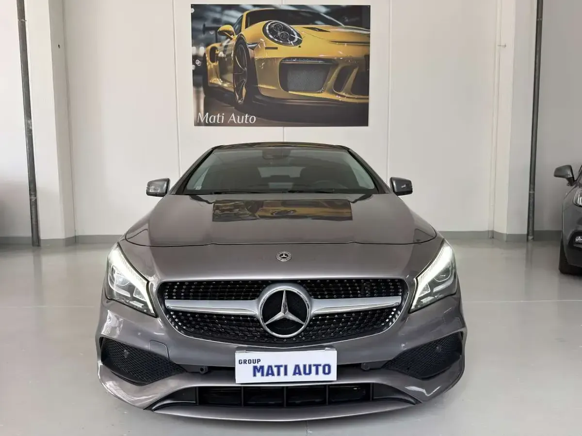 Usata Mercedes CLA200 Shooting Brake Premium 136 CV (100 kW) 2018 Grigio Station wagon