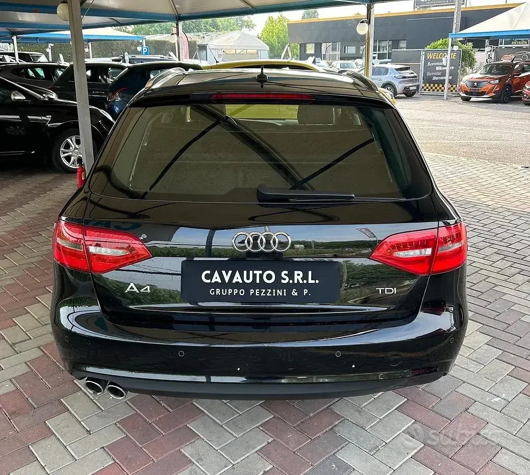 Usata Audi A4 Advanced 150 CV (110 kW) 2015 Nero Station wagon