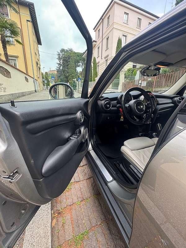 Usata Mini Cooper D Business 116 CV (85 kW) 2018 Utilitaria