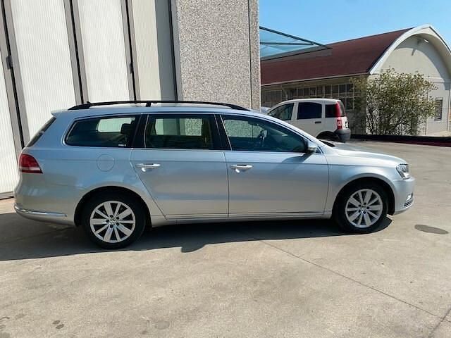 Usata VW Passat Comfortline 140 CV (102 kW) 2014 Argento Station wagon