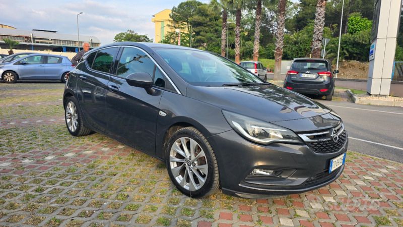 Usata Opel Astra Innovation 136 CV (100 kW) 2016 Grigio Berlina