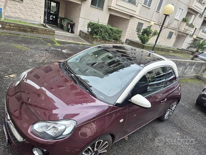 Usata Opel Adam 70 CV (51 kW) 2017 Utilitaria