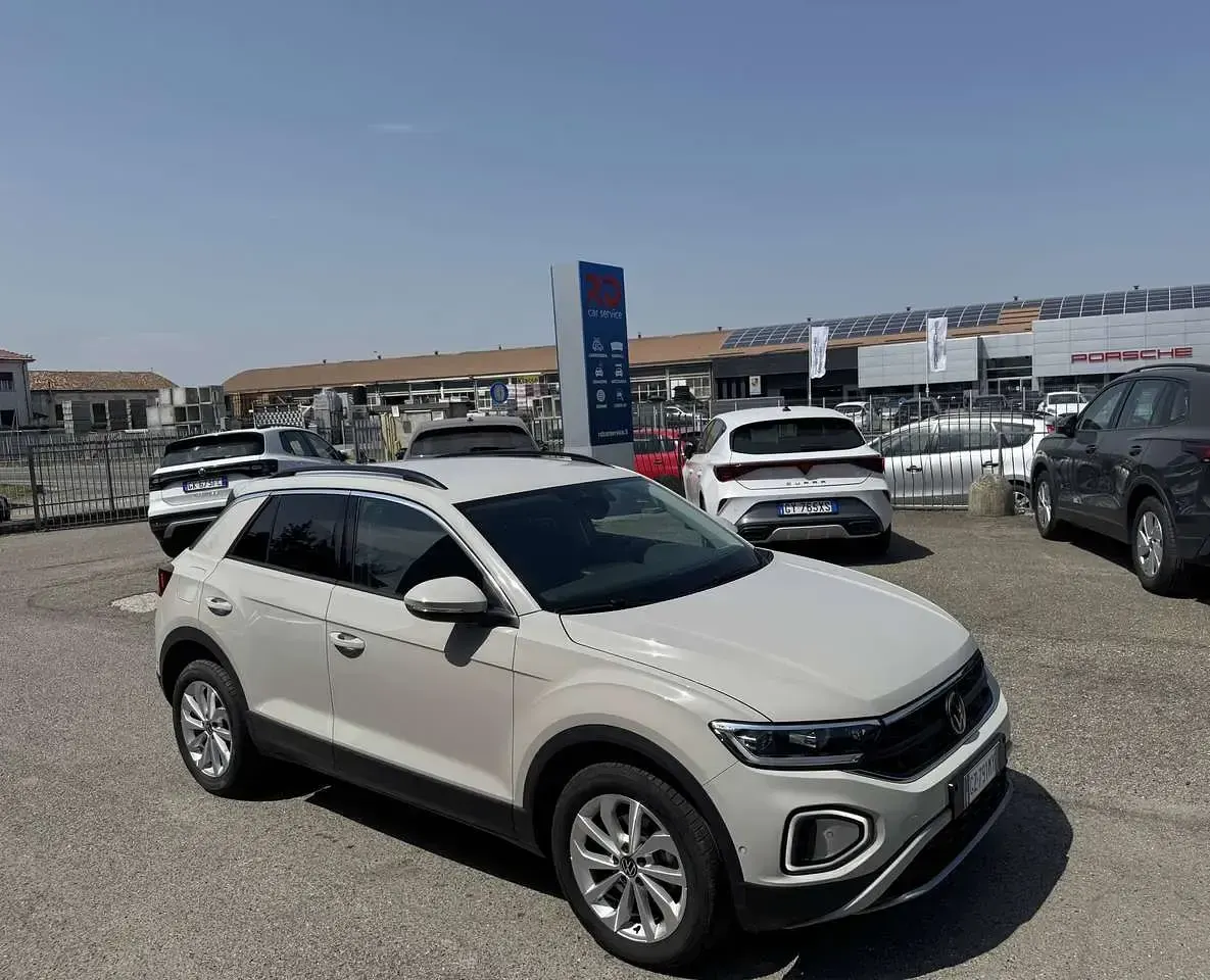 Usata VW T-Roc Edition 116 CV (85 kW) 2025 Ascot grey SUV