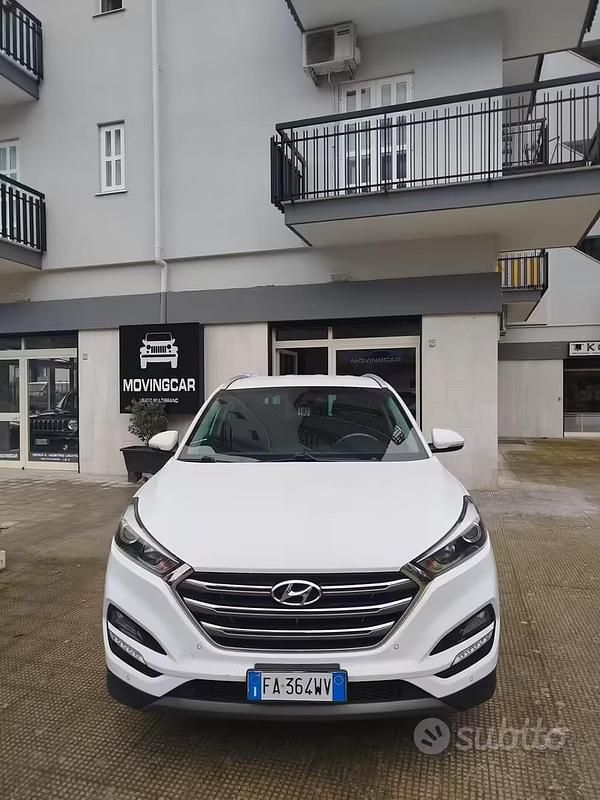 Usata Hyundai Tucson Xpossible 116 CV (85 kW) 2016 Bianco SUV