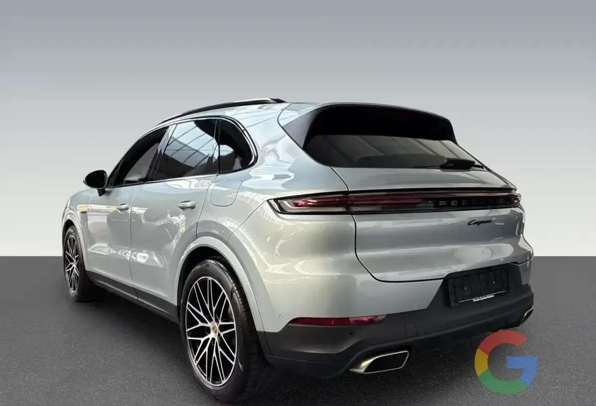 Usata Porsche Cayenne 470 CV (345 kW) 2024 Argento SUV