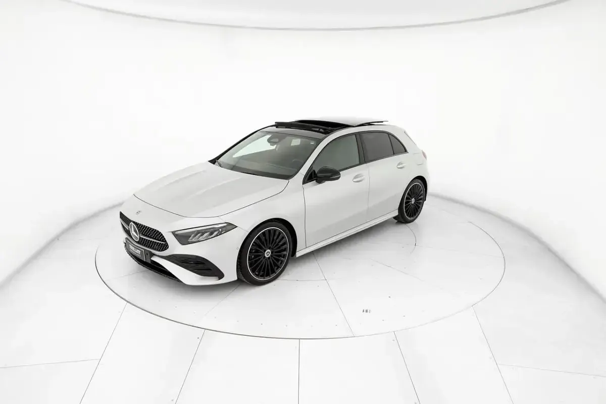 Usata Mercedes A180 Advanced Plus 116 CV (85 kW) 2023 Argento Berlina