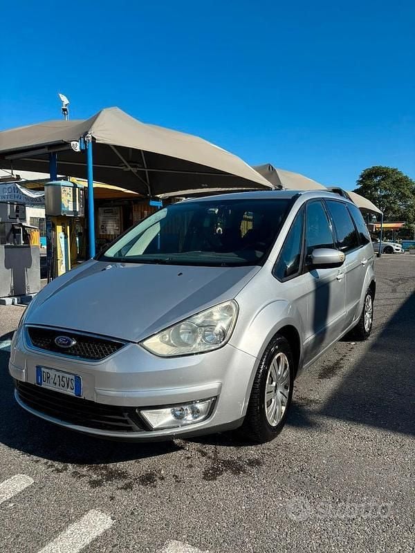 Usata Ford Galaxy 140 CV (102 kW) 2008 Grigio Monovolume