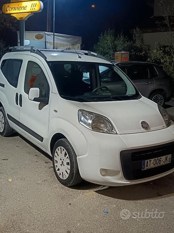 Bianco Usata 2011 Fiat Qubo Trekking Monovolume | 3850 € (Super prezzo) - Immagine 1/4
