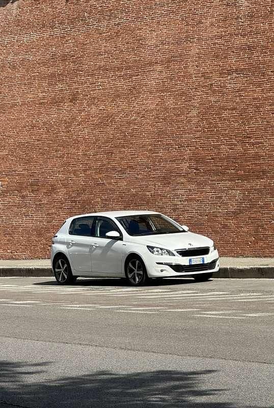Usata Peugeot 308 SW Style 120 CV (88 kW) 2016 Station wagon