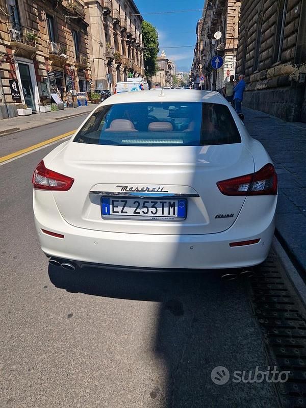 Usata Maserati Ghibli 330 CV (242 kW) 2015 Bianco Coupé